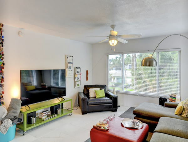Longboat Key Walk to Beach Two Bedroom Vacation Condo